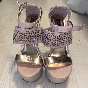 Doll House Wedges